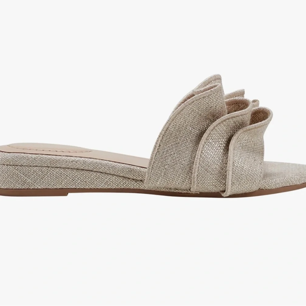 Bandolino Women's Kaisley Wedge Sandal - Picture 3 of 7